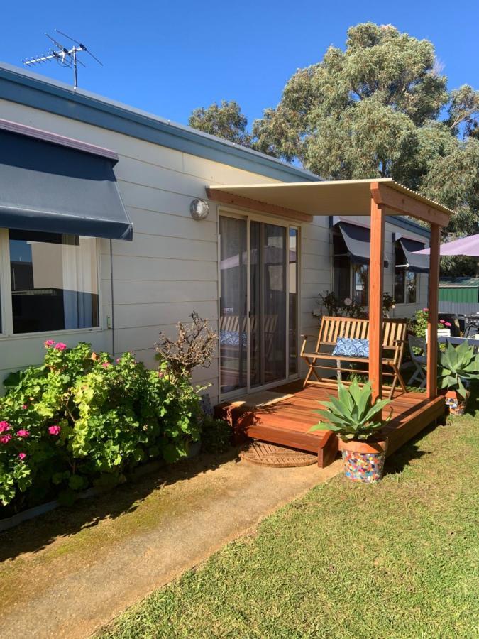 Moana Beach Sunset Holiday Accommodation A Экстерьер фото